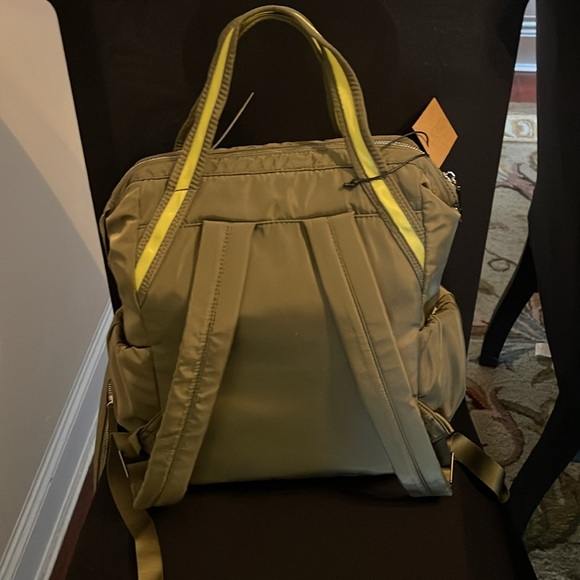 Steve Madden Backpack olive colored Bkorbyn bag - Picture 4 of 6